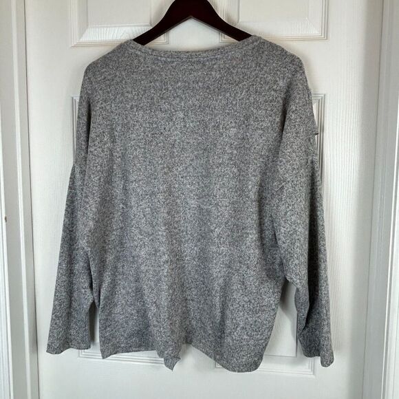 Coverstitched Womens Gray Sweater Sz L Long Sleeve Pullover Ruffled Soft Top U - Picture 6 of 11
